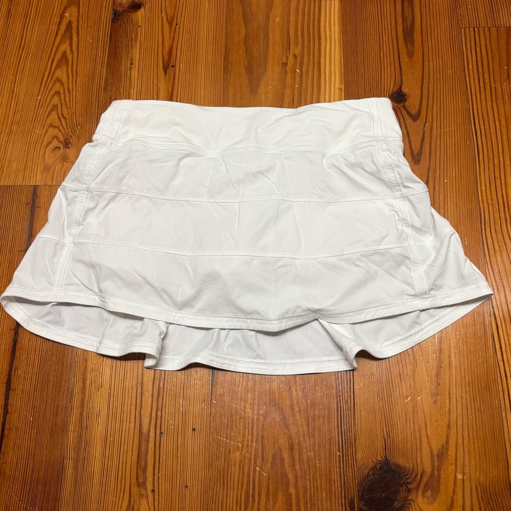 Lululemon skirt
Pace Rival Mid-rise